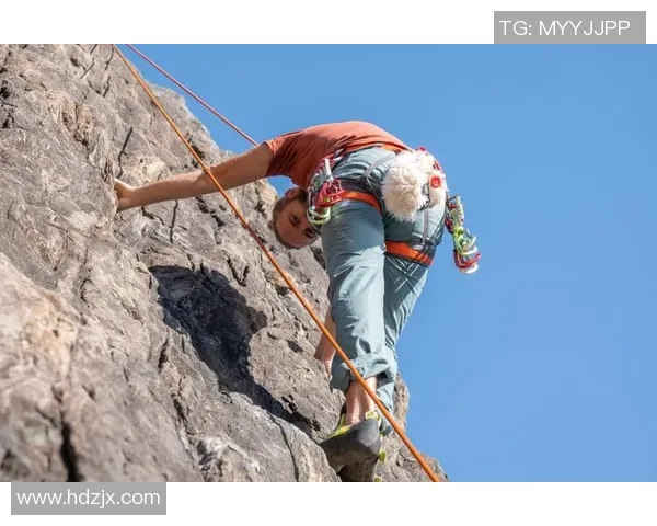 广州攀岩队的意识与团队协作探讨:攀岩运动中的心理与策略分析 广州攀岩队的意识与团队协作探讨:攀岩运动中的心理与策略分析