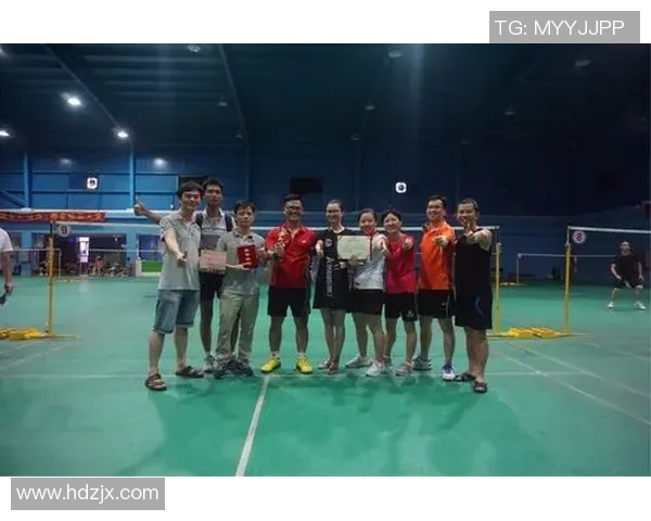 杭州羽毛球队在邀请赛中的团队协作表现精彩点评与分析 杭州羽毛球队在邀请赛中的团队协作表现精彩点评与分析