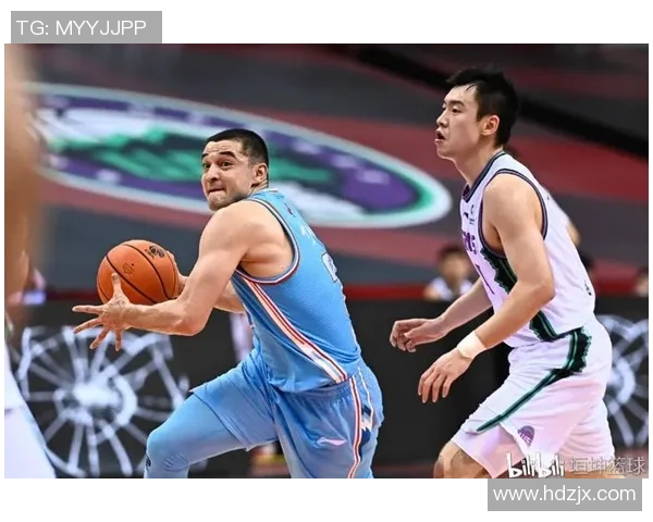 重庆篮球队选拔赛逆袭之旅全记录展现拼搏精神与团队力量 重庆篮球队选拔赛逆袭之旅全记录展现拼搏精神与团队力量